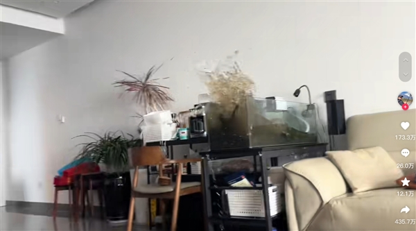 缅甸7.9级地震 云南瑞丽强震感:网友25楼高层墙体开裂!一地狼藉