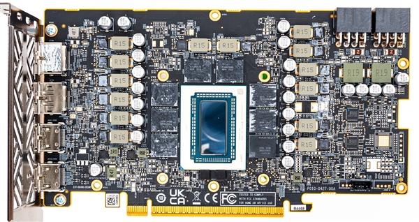 AMD公版RX 9070 XT首次无死角曝光、拆解:看着好眼熟