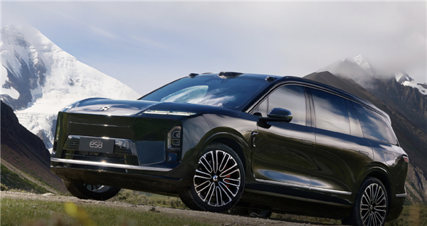 新造车10月放榜:李斌练就“蔚四万”