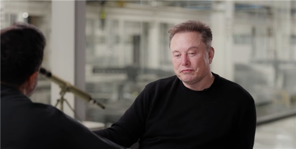 马斯克最新访谈:未来15年内 人类不再为钱而工作!