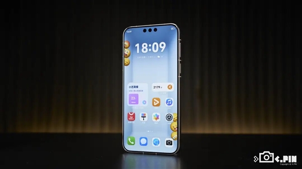 用了几天华为Mate80 Pro Max 我感觉它堆料有点过猛了