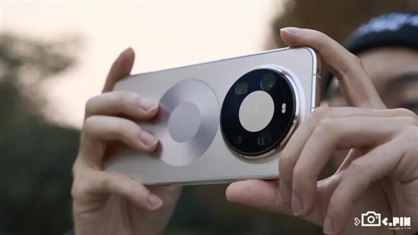 用了几天华为Mate80 Pro Max 我感觉它堆料有点过猛了