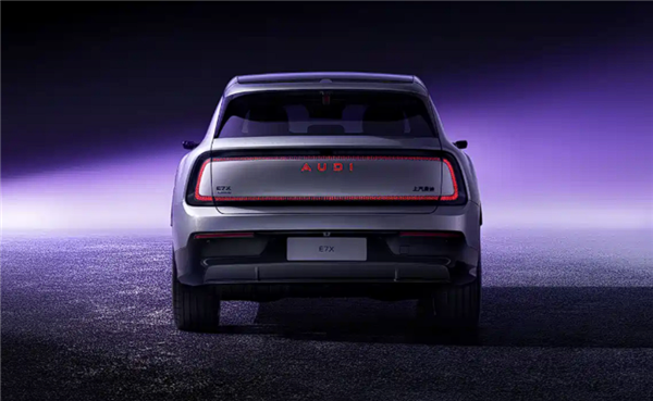 比Q7还能“装”！奥迪国产SUV实拍曝光：轴距超3米+4座大空间