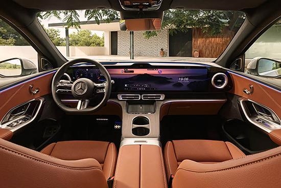 713km续航+10分钟快充：奔驰纯电GLC将亮相2026 CES