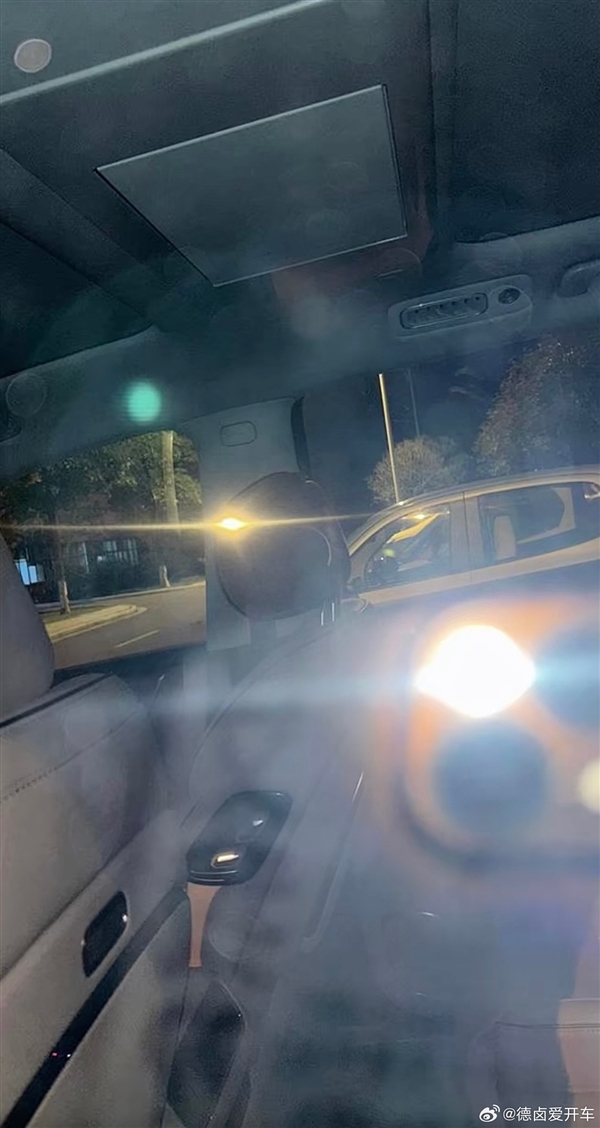 问界M9亲民平替 宝骏华境S内饰曝光:新势力有的基本都配齐