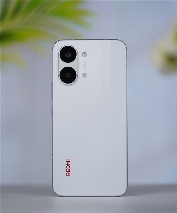 9000mAh小米史上最大电池!REDMI Turbo 5 Max图赏