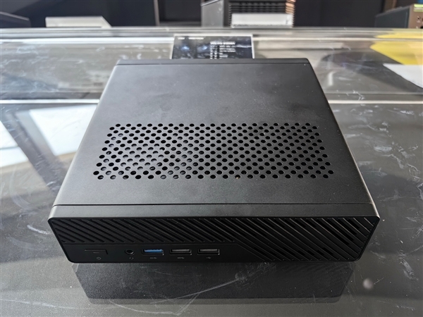 11款Intel Panther Lake迷你机首秀:这造型 绝了!