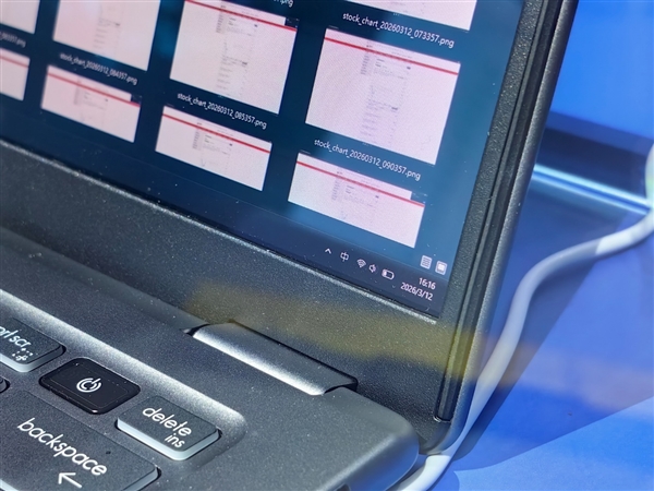 x86笔记本冲击34.8小时续航！Intel Panther Lake凭啥这么牛