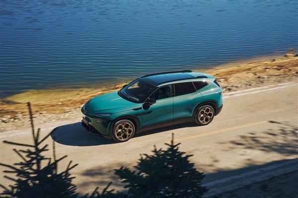 小鹏第二代VLA首次外供 大众安徽与众08开售：23.99万起