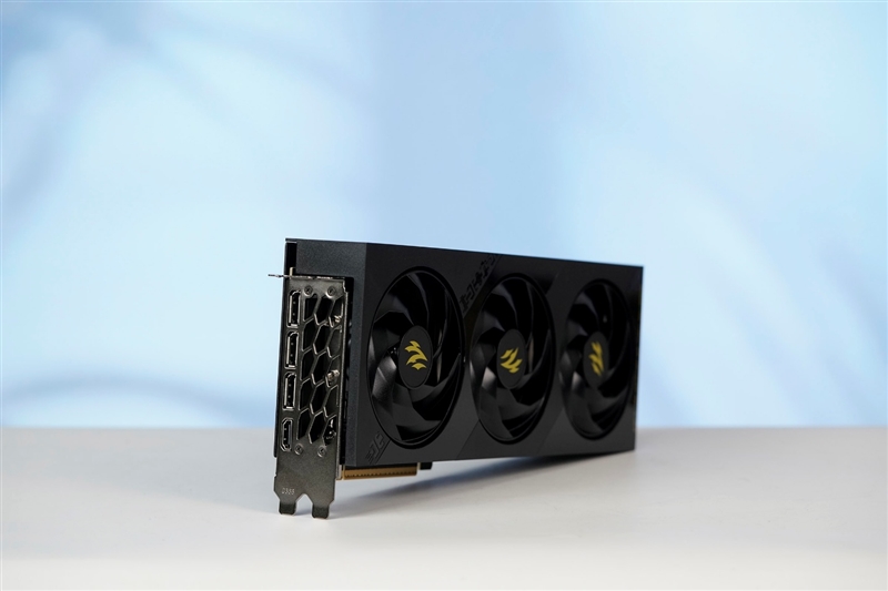 影驰RTX50系列《生化危机9》对比测试：DLSS4提升帧数 路径追踪画质最佳 从主流到高端总有一款适合你