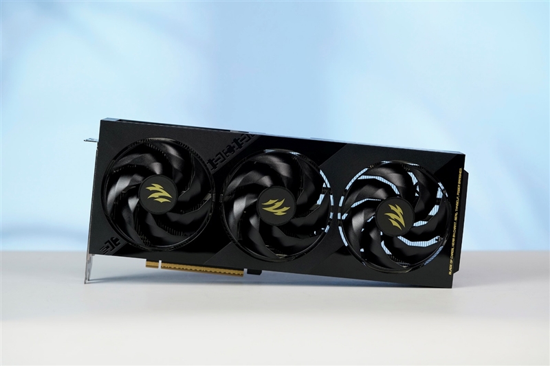 影驰RTX50系列《生化危机9》对比测试：DLSS4提升帧数 路径追踪画质最佳 从主流到高端总有一款适合你