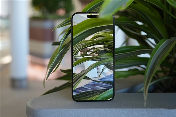 史上最贵iPhone来了！苹果折叠屏关键信息汇总