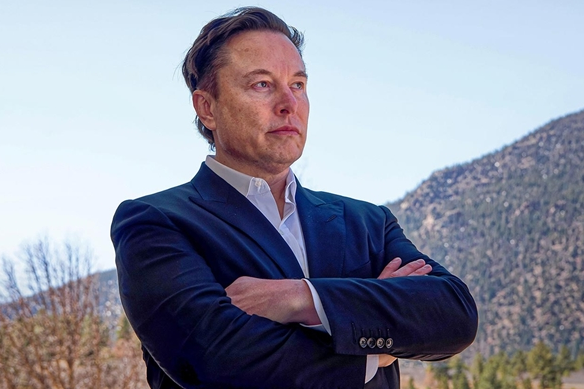 索赔千亿美元！马斯克诉OpenAI案升级：要求罢免奥特曼职务