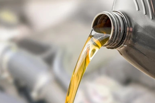 油价飙升各国忙补贴 经合组织泼冷水：财政撑得住吗