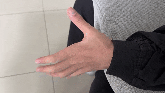 高中生左手莫名发抖半年确诊平山病:长期保持错误坐姿