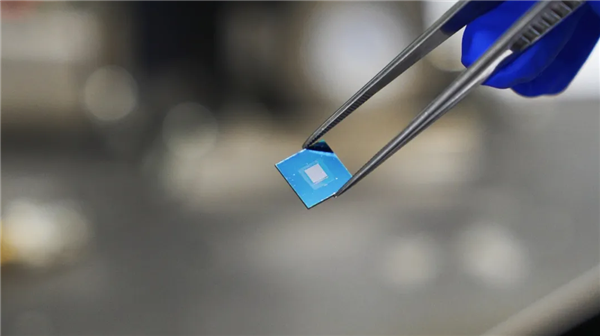 存储领域重大突破！复旦量子闪存技术登Science