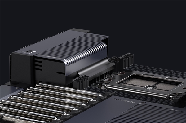 技嘉推新款主板：风冷八通道支持2TB内存、还能塞进九块GPU！
